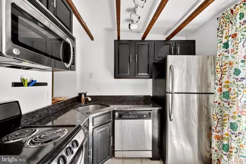 Kitchen - 11 E Wheeling St, Baltimore, MD 21230 photo 1 of 4