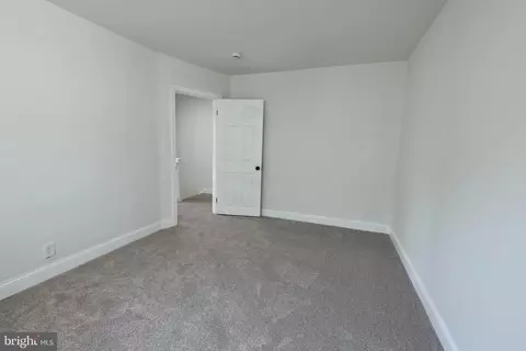 Bedroom - 4220 Frederick Ave, Baltimore, MD 21229 photo 3 of 3