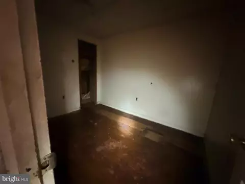 Entry Way - 2014 Eagle St, Baltimore, MD 21223 photo 4 of 4