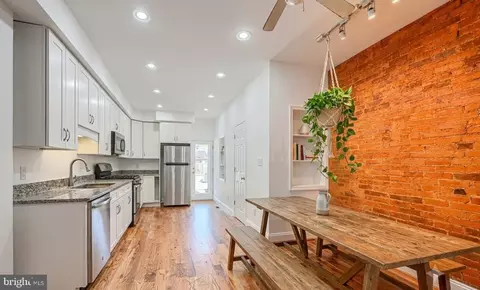 Entry Way - 101 W Clement St W, Baltimore, MD 21230 photo 1 of 5