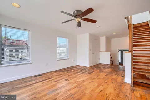 Living - 101 W Clement St W, Baltimore, MD 21230 photo 11 of 11