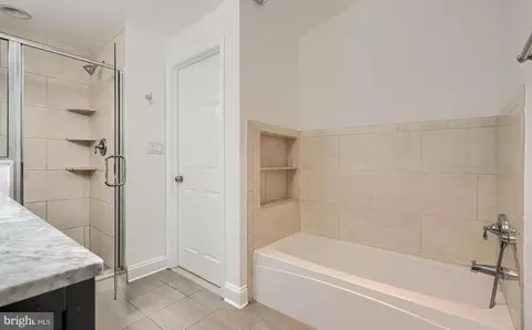 Bath - 101 W Clement St W, Baltimore, MD 21230 photo 3 of 4