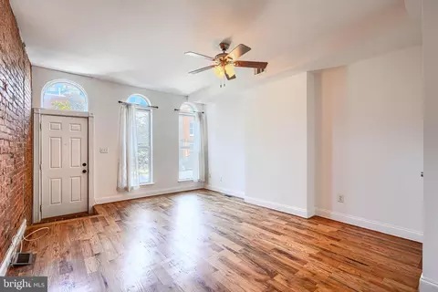 Living - 101 W Clement St W, Baltimore, MD 21230 photo 3 of 11