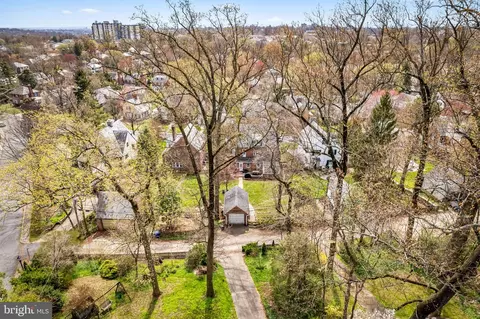 View/Area - 328 Tunbridge Rd, Baltimore, MD 21212 photo 9 of 13