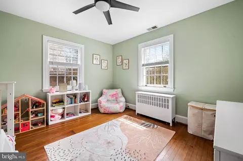 Bedroom - 328 Tunbridge Rd, Baltimore, MD 21212 photo 1 of 7