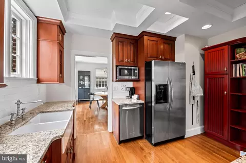 Kitchen - 328 Tunbridge Rd, Baltimore, MD 21212 photo 2 of 8
