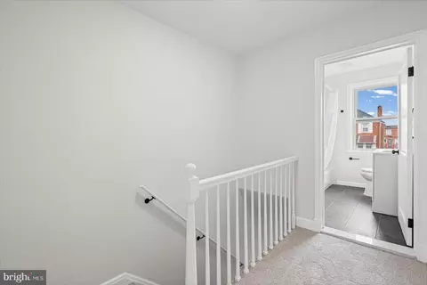 Entry Way - 3555 Elmora Ave, Baltimore, MD 21213 photo 5 of 6
