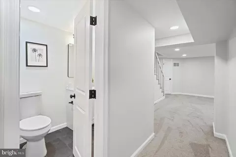 Entry Way - 3555 Elmora Ave, Baltimore, MD 21213 photo 6 of 6
