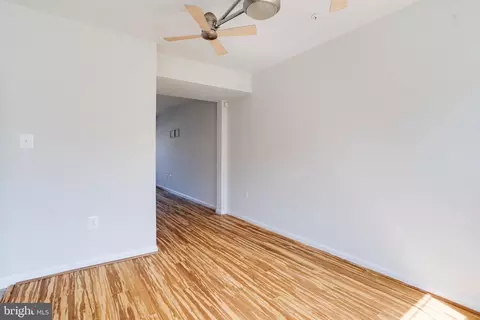 Living - 607 Gold St, Baltimore, MD 21217 photo 13 of 13
