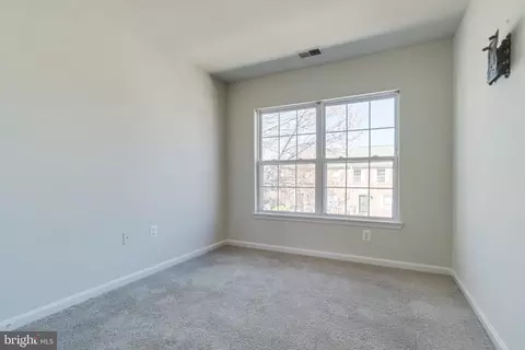 Bedroom - 607 Gold St, Baltimore, MD 21217 photo 6 of 14