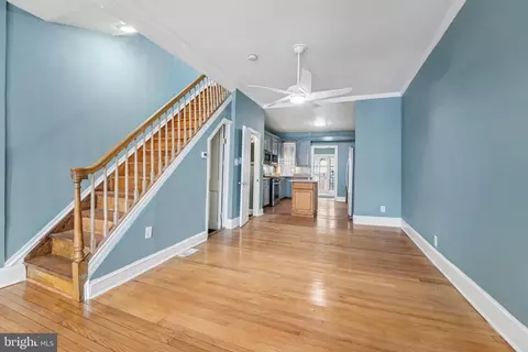 Living - 2140 Wilkens Ave, Baltimore, MD 21223 photo 3 of 4