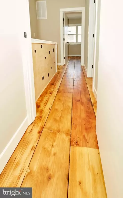 Entry Way - 1404 Lemmon St, Baltimore, MD 21223 photo 5 of 8