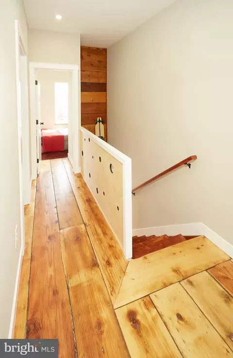 Entry Way - 1404 Lemmon St, Baltimore, MD 21223 photo 4 of 8