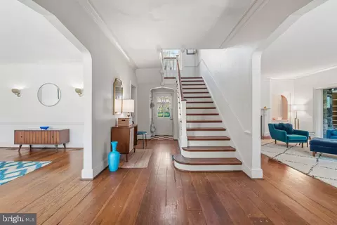 Entry Way - 2 E Highfield Rd, Baltimore, MD 21218 photo 1 of 9