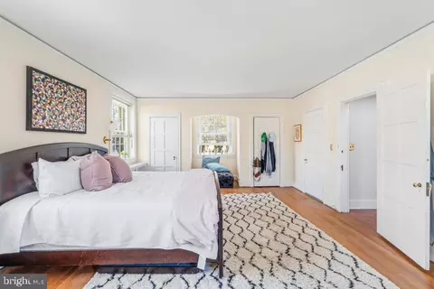 Bedroom - 2 E Highfield Rd, Baltimore, MD 21218 photo 3 of 8