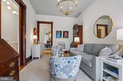Living - 335 Warren Ave, Baltimore, MD 21230 photo 3 of 4
