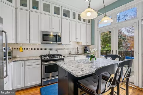 Kitchen - 335 Warren Ave, Baltimore, MD 21230 photo 5 of 5