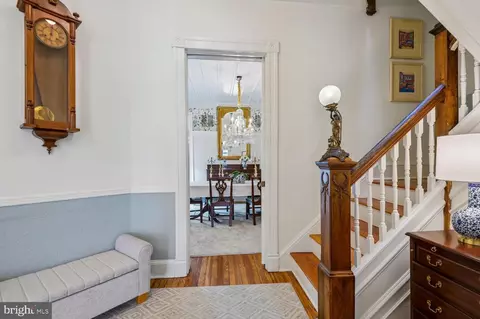 Entry Way - 335 Warren Ave, Baltimore, MD 21230 photo 3 of 7