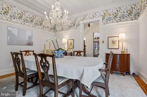 Dining - 335 Warren Ave, Baltimore, MD 21230 photo 2 of 3