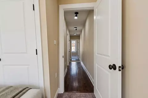 Entry Way - 1602 N Bond St, Baltimore, MD 21213 photo 4 of 5