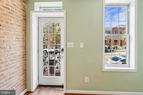 Entry Way - 716 E Fort Ave, Baltimore, MD 21230 photo 1 of 7