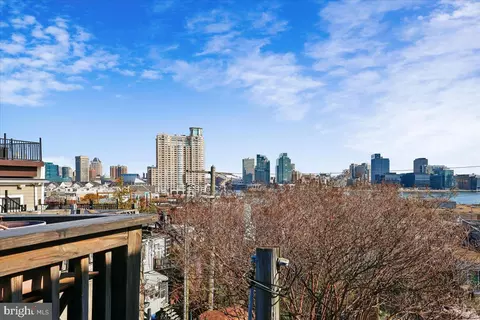 View/Area - 716 E Fort Ave, Baltimore, MD 21230 photo 2 of 5