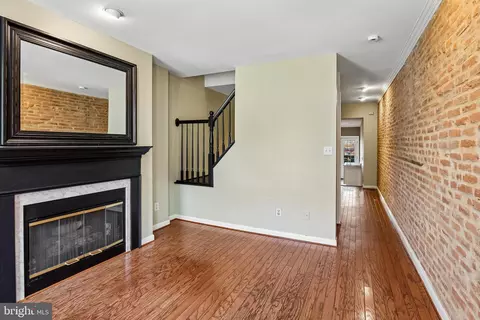 Living - 716 E Fort Ave, Baltimore, MD 21230 photo 3 of 3