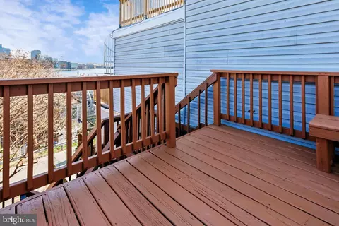 Exterior - 716 E Fort Ave, Baltimore, MD 21230 photo 4 of 11