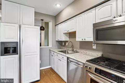 Kitchen - 716 E Fort Ave, Baltimore, MD 21230 photo 3 of 3