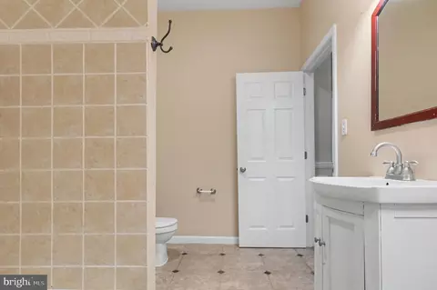 Entry Way - 3418 E Baltimore St, Baltimore, MD 21224 photo 6 of 9