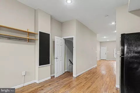 Entry Way - 3418 E Baltimore St, Baltimore, MD 21224 photo 5 of 9