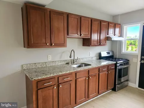 4715 Williston St, Baltimore, MD 21229 photo 8