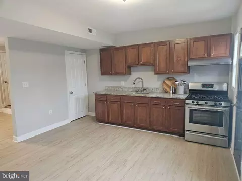 4715 Williston St, Baltimore, MD 21229 photo 6