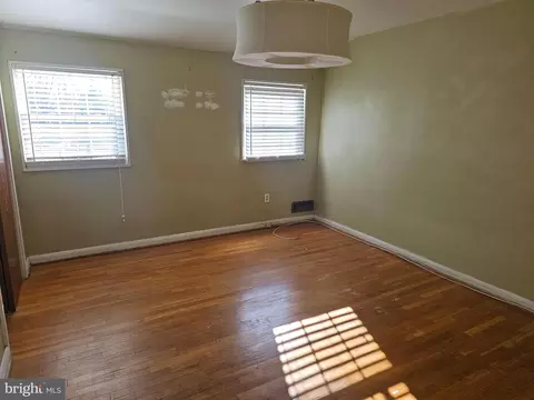 Bedroom - 4728 Williston St, Baltimore, MD 21229 photo 2 of 2