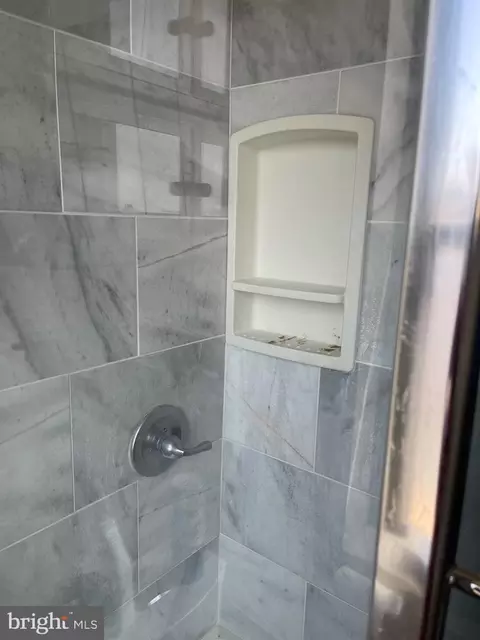 Bath - 1001 Saint Paul St N #4E, Baltimore, MD 21202 photo 2 of 2