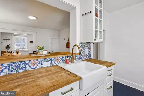 Kitchen - 3124 Chestnut Ave, Baltimore, MD 21211 photo 2 of 2
