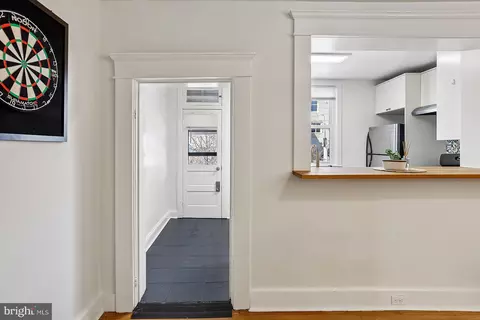 Entry Way - 3124 Chestnut Ave, Baltimore, MD 21211 photo 7 of 7