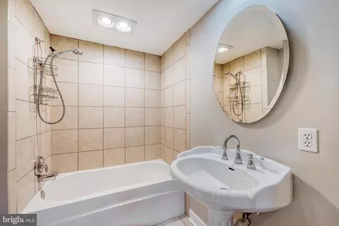 Bath - 210 E Randall St, Baltimore, MD 21230 photo 5 of 5