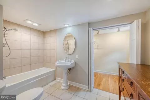 Bath - 210 E Randall St, Baltimore, MD 21230 photo 4 of 5