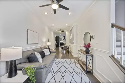 Entry Way - 2010 E Lombard St, Baltimore, MD 21231 photo 2 of 7