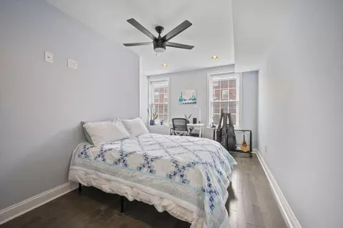 Bedroom - 2010 E Lombard St, Baltimore, MD 21231 photo 1 of 6