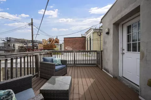 Exterior - 2010 E Lombard St, Baltimore, MD 21231 photo 6 of 12