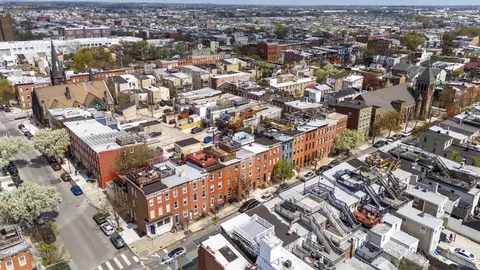 View/Area - 2010 E Lombard St, Baltimore, MD 21231 photo 4 of 8
