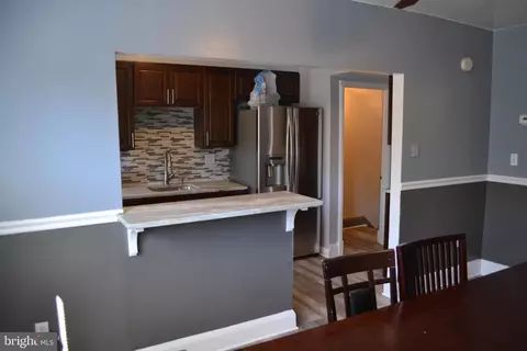 Entry Way - 5153 Frederick Ave, Baltimore, MD 21229 photo 3 of 3