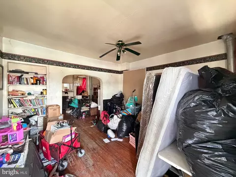 Entry Way - 421 E 28th St, Baltimore, MD 21218 photo 1 of 11