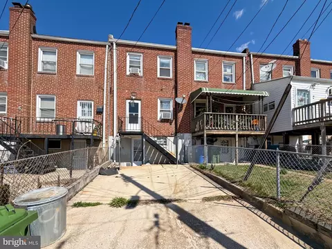 Exterior - 2709 E Hoffman St, Baltimore, MD 21213 photo 3 of 3