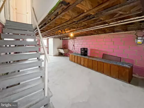 Other - 2709 E Hoffman St, Baltimore, MD 21213 photo 5 of 8