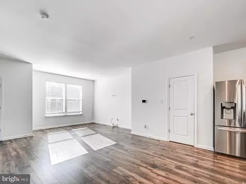 Living - 4337 Laplata Ave, Baltimore, MD 21211 photo 3 of 5