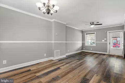 Entry Way - 1932 Deering Ave, Baltimore, MD 21230 photo 6 of 8