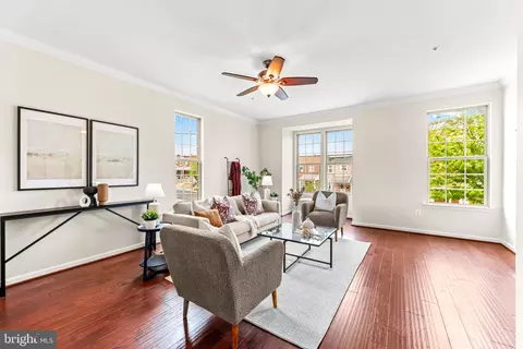 Living - 840 Oldham St, Baltimore, MD 21224 photo 1 of 2